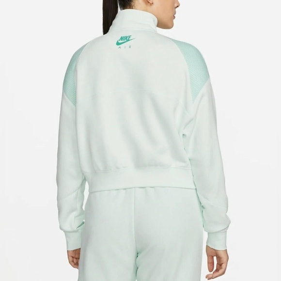 Nike Air Women’s Sportswear 1/4-Zip Fleece Top Barely Green Embroidery Logo Sz M - Picture 3 of 9
